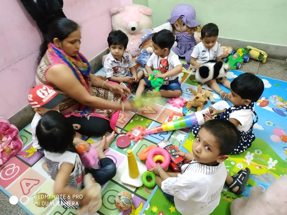 Tots Hut Gallery Image 3